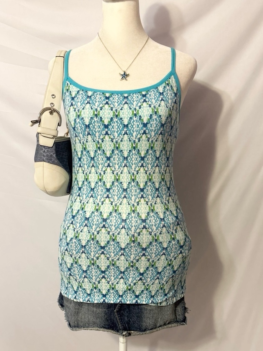 VTG Y2K Blue and green Boho fitted tank top
